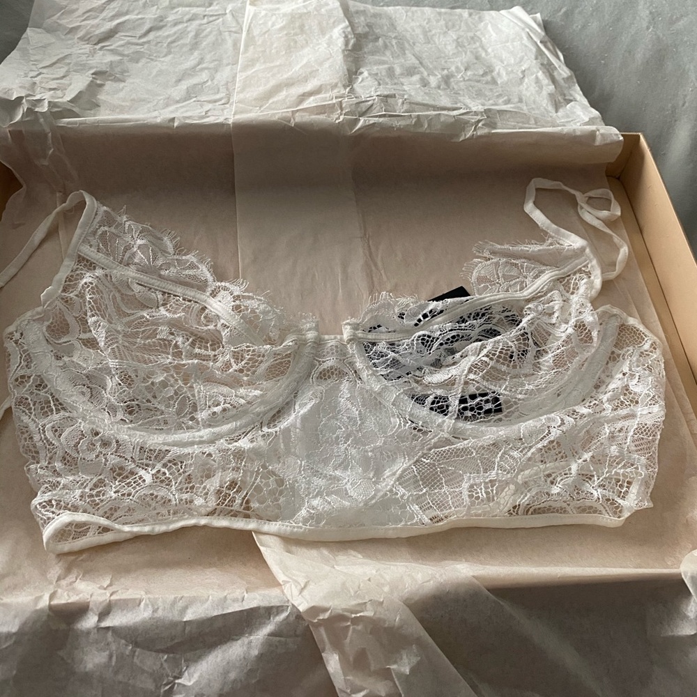 NWT Kiki De Montparnasse ivory bra- 34D